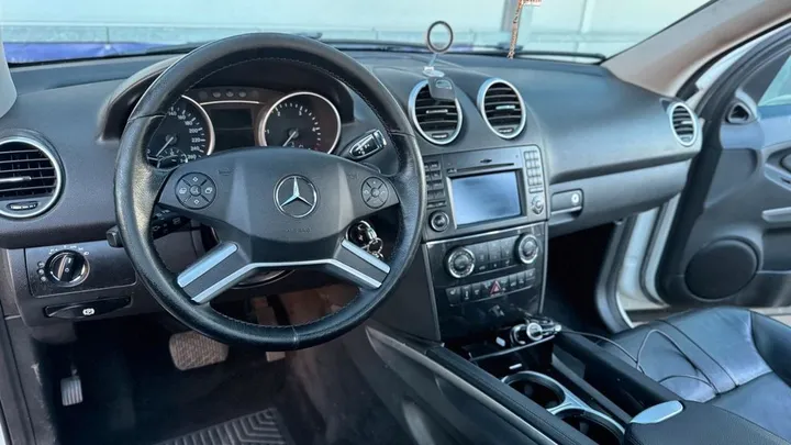 Mercedes-Benz ML 320