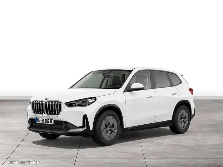 BMW iX1
