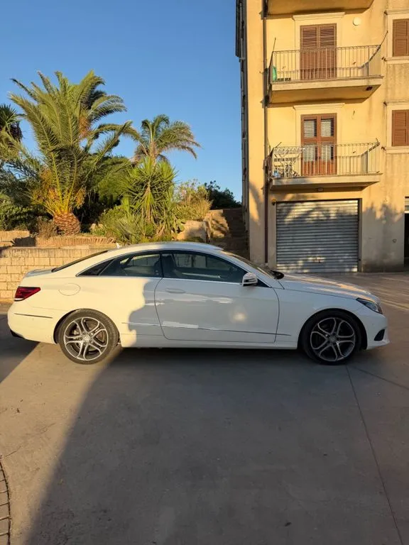 Mercedes-Benz E 220