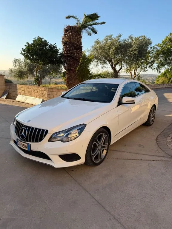 Mercedes-Benz E 220