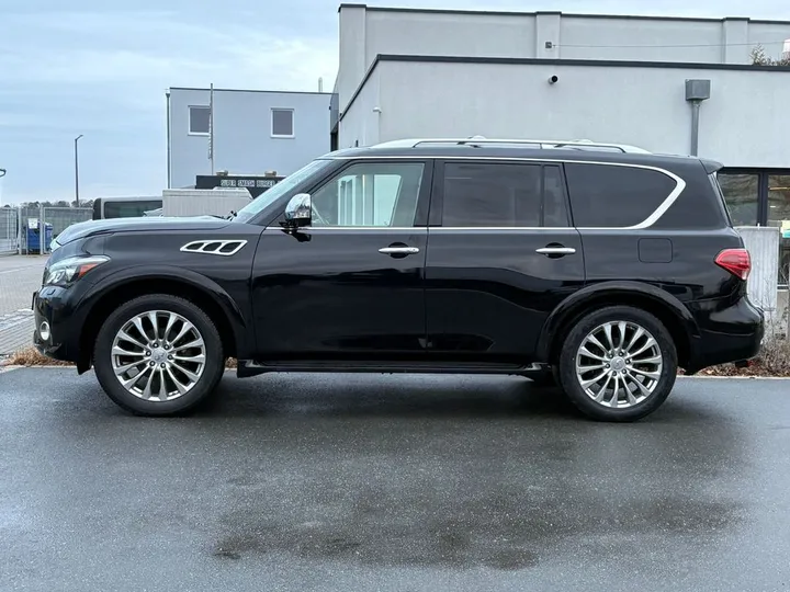 Infiniti QX80