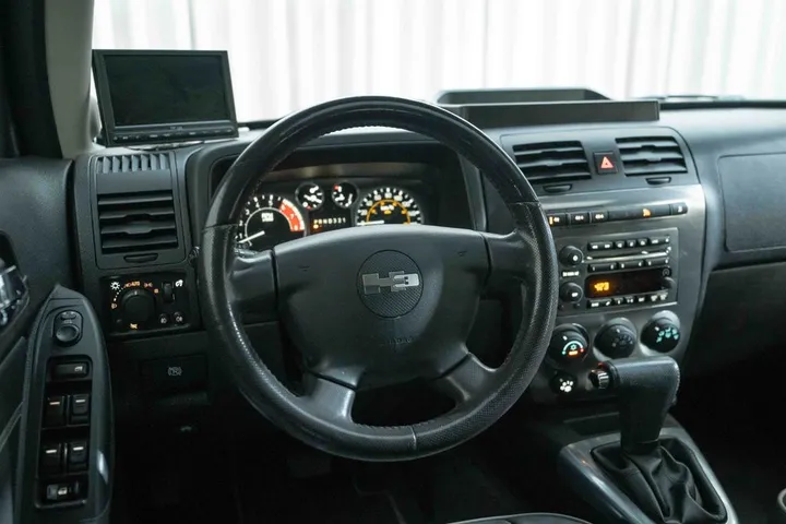 Hummer H3