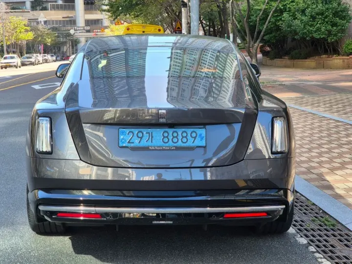 Rolls-Royce Spectre