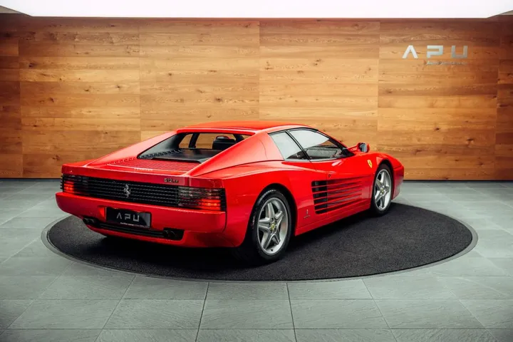 Ferrari 512