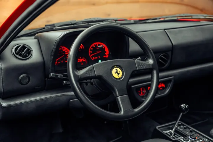 Ferrari 512