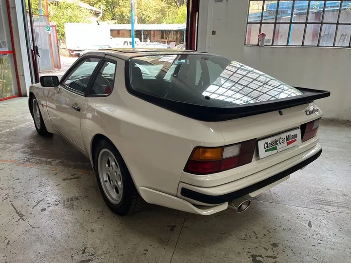 Porsche 924