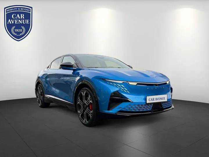 Alpine A390