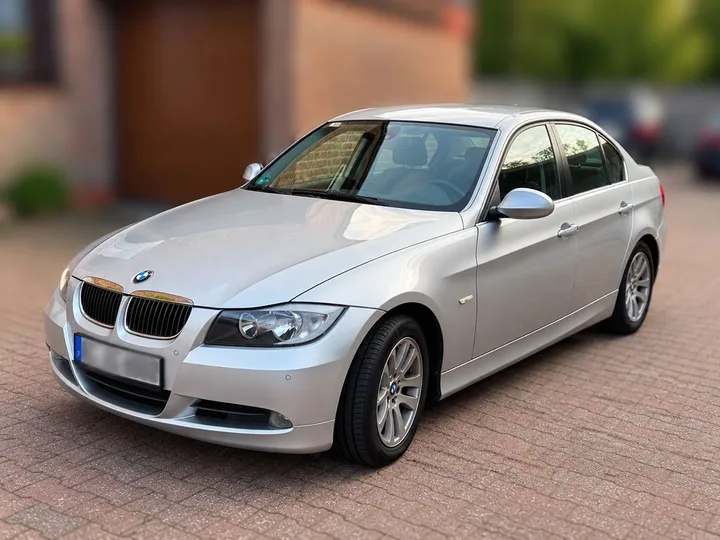 BMW 325
