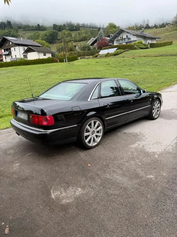 Audi S8