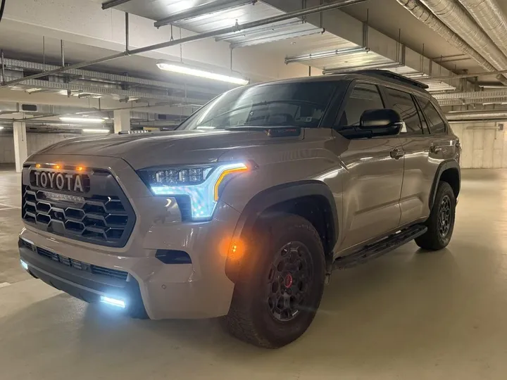 Toyota Sequoia