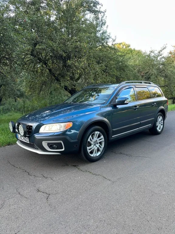 Volvo XC70