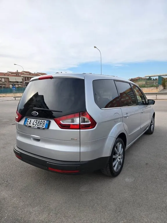 Ford Galaxy