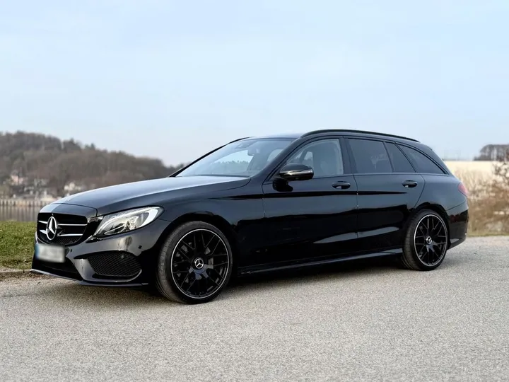 Mercedes-Benz C 220