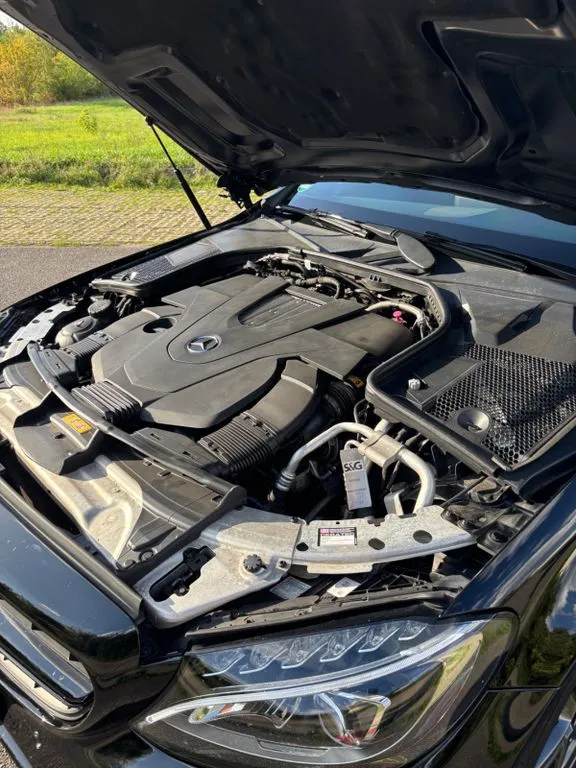 Mercedes-Benz C 400