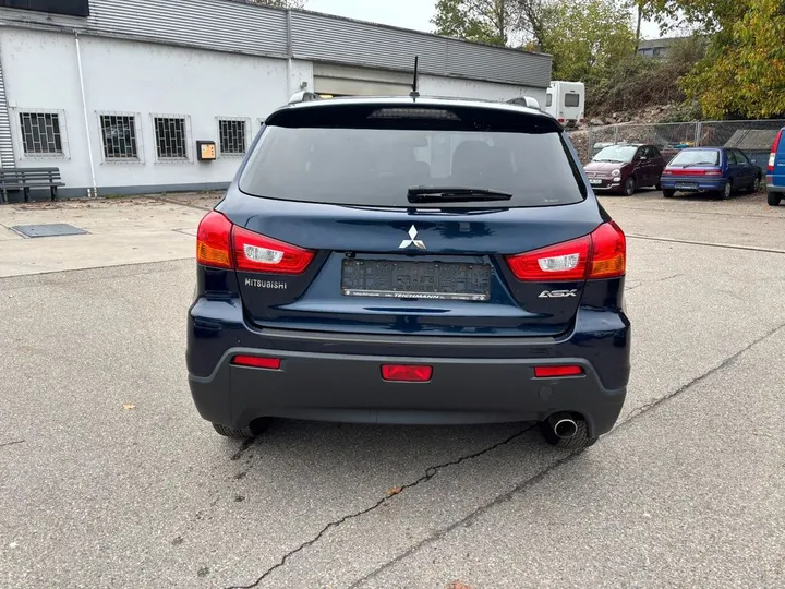 Mitsubishi ASX