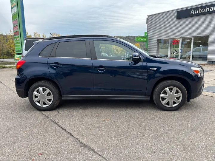 Mitsubishi ASX
