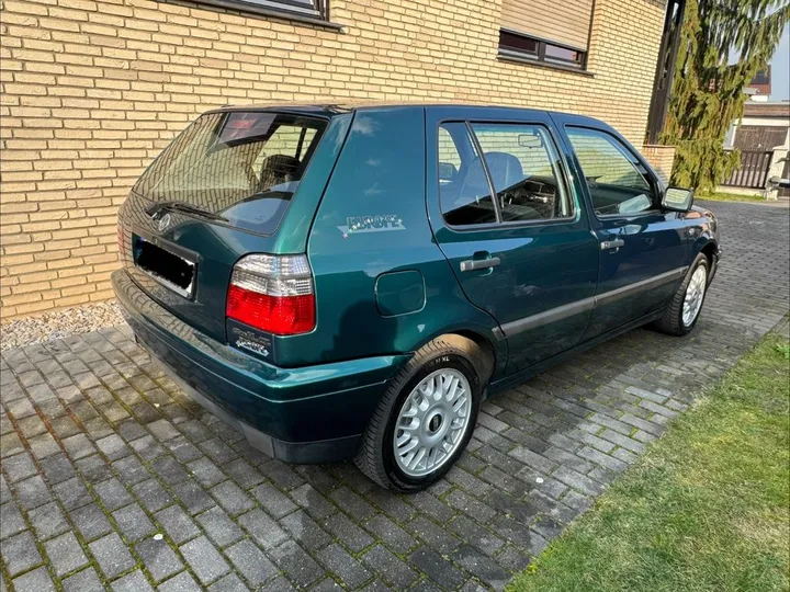 Volkswagen Golf