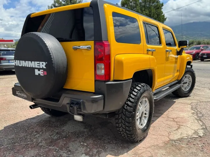 Hummer H3