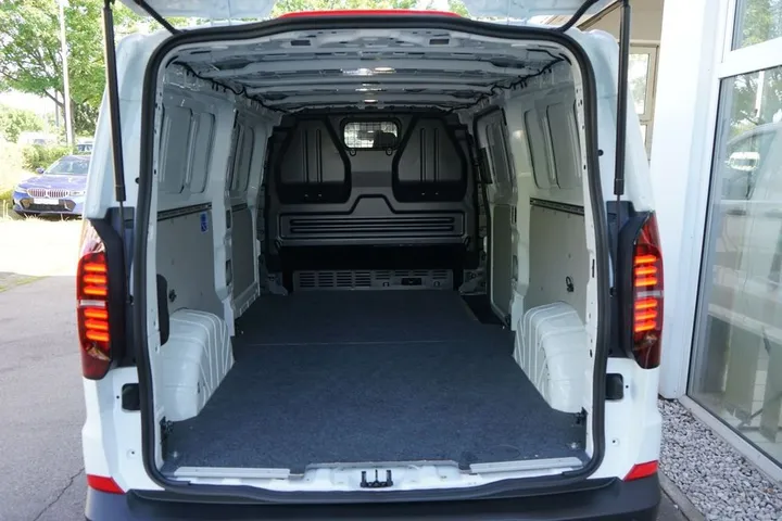 Volkswagen T7 Transporter