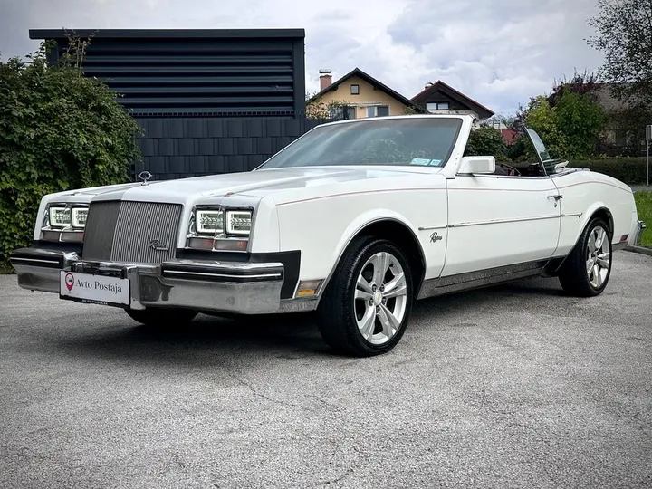 Buick Riviera