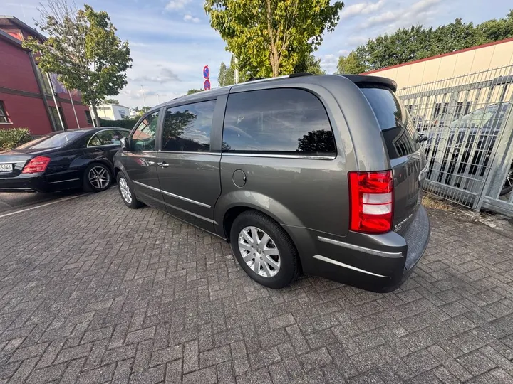 Chrysler Grand Voyager