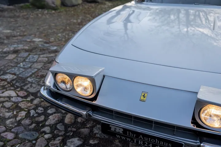Ferrari 365