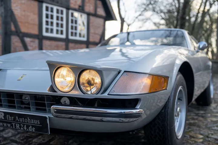 Ferrari 365