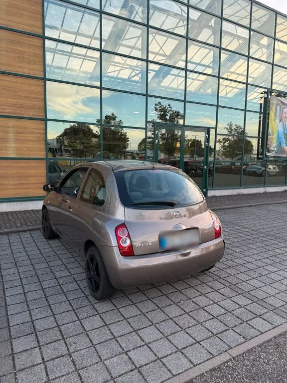 Nissan Micra