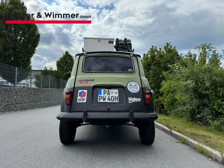 Renault R 4