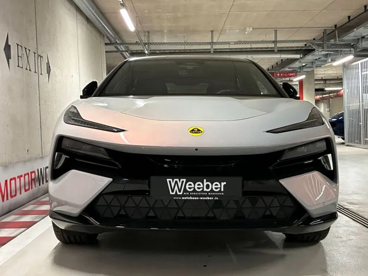 Lotus Eletre