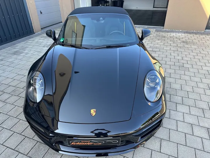 Porsche 992