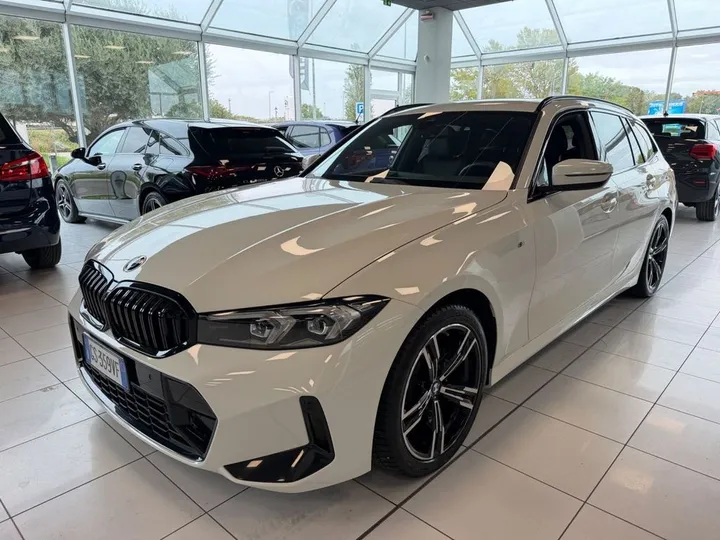 BMW 320