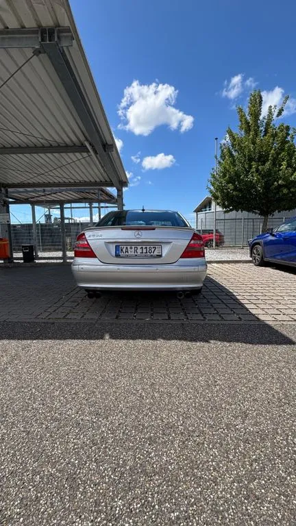 Mercedes-Benz E 500