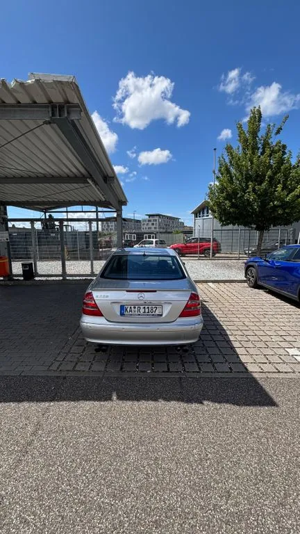 Mercedes-Benz E 500