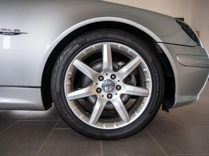 Mercedes-Benz SLK 200