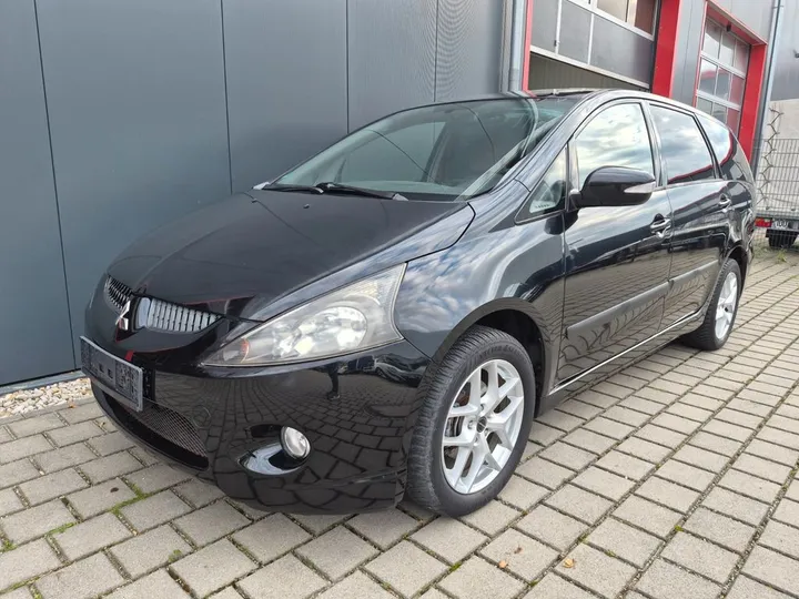 Mitsubishi Grandis