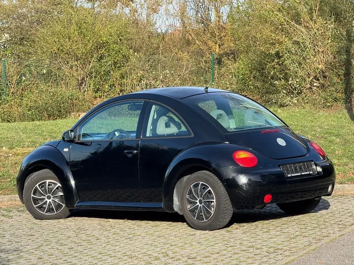 Volkswagen New Beetle