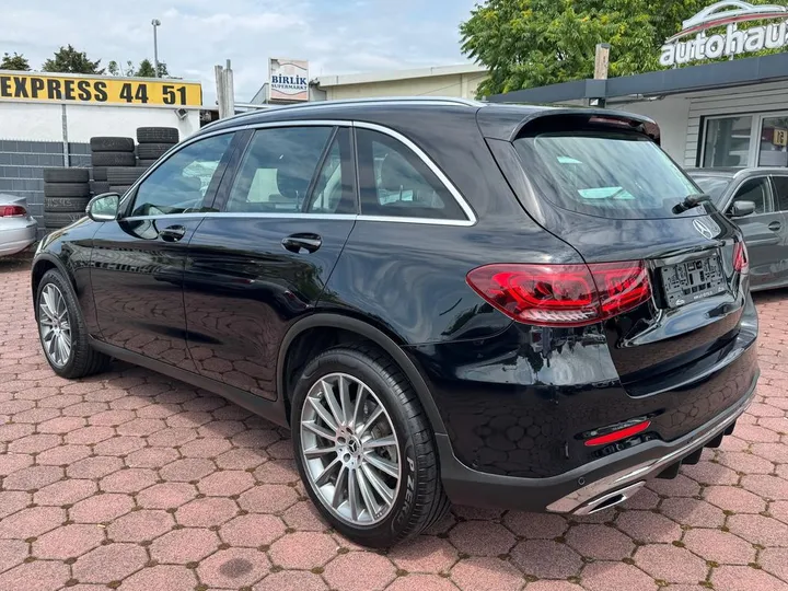 Mercedes-Benz GLC 220