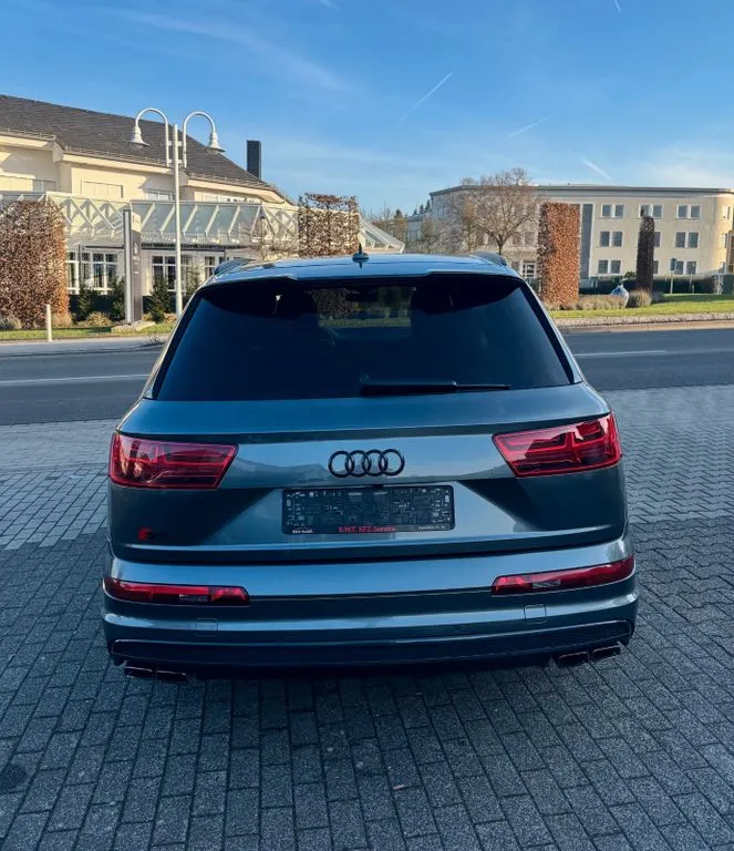 Audi SQ7