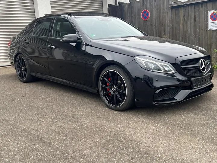 Mercedes-Benz E 63 AMG