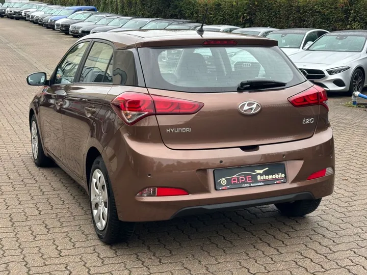 Hyundai i20