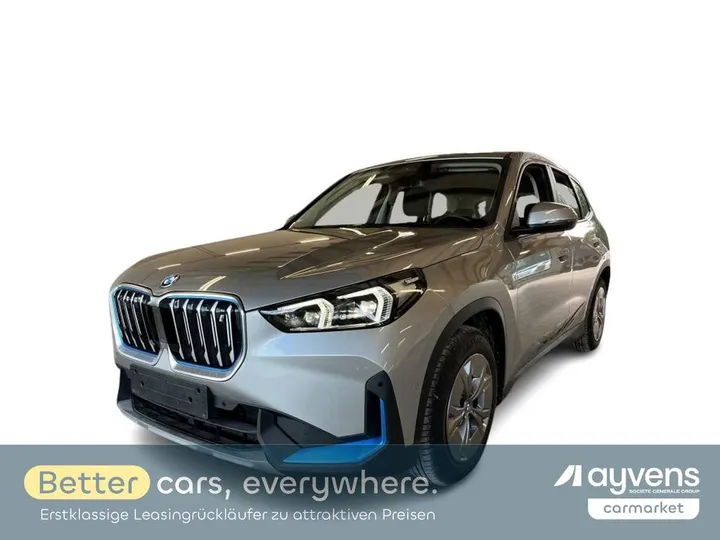 BMW iX1