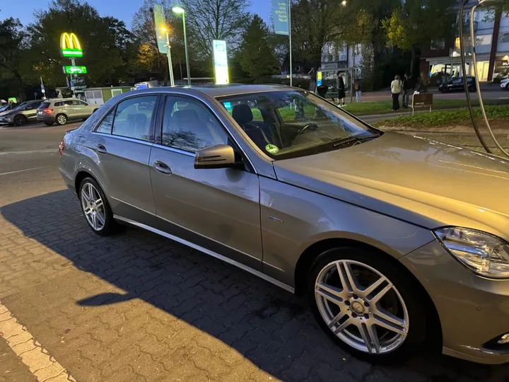 Mercedes-Benz E 350
