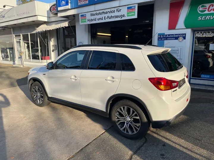 Mitsubishi ASX