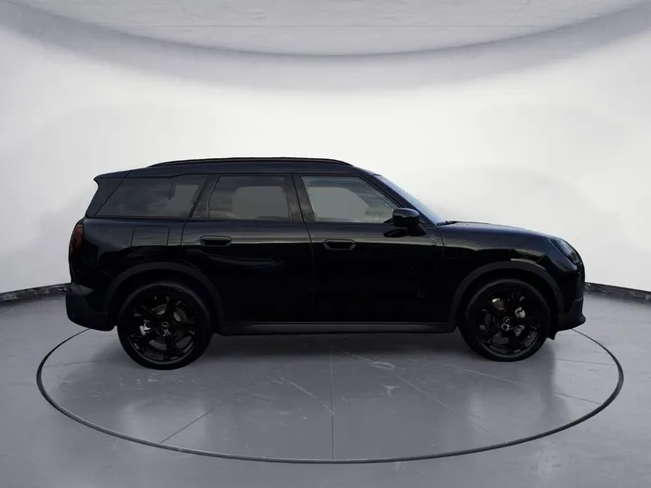MINI Countryman D (Cooper)