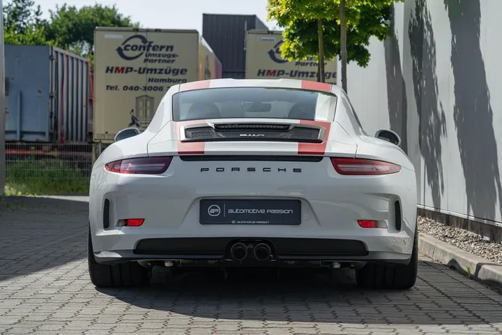 Porsche 991