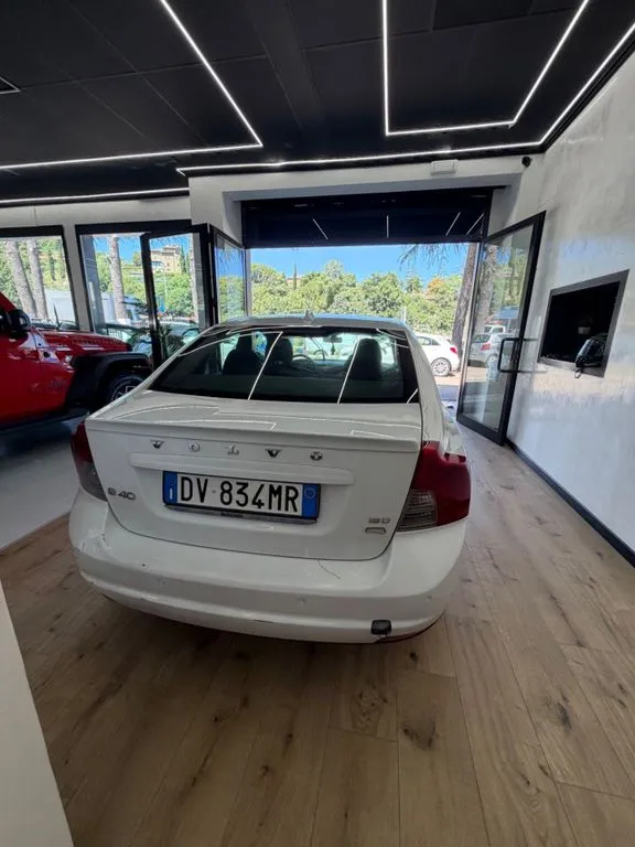 Volvo S40