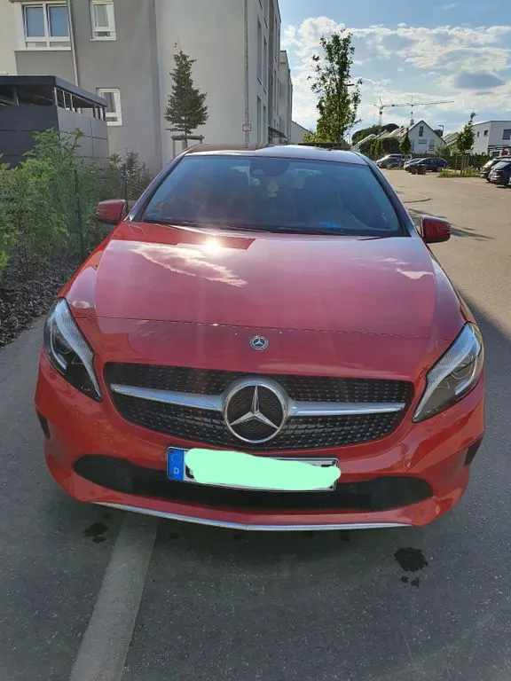 Mercedes-Benz A 180