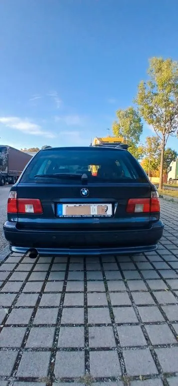 BMW 520