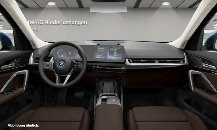 BMW iX1